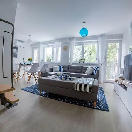 Apartament Bali *